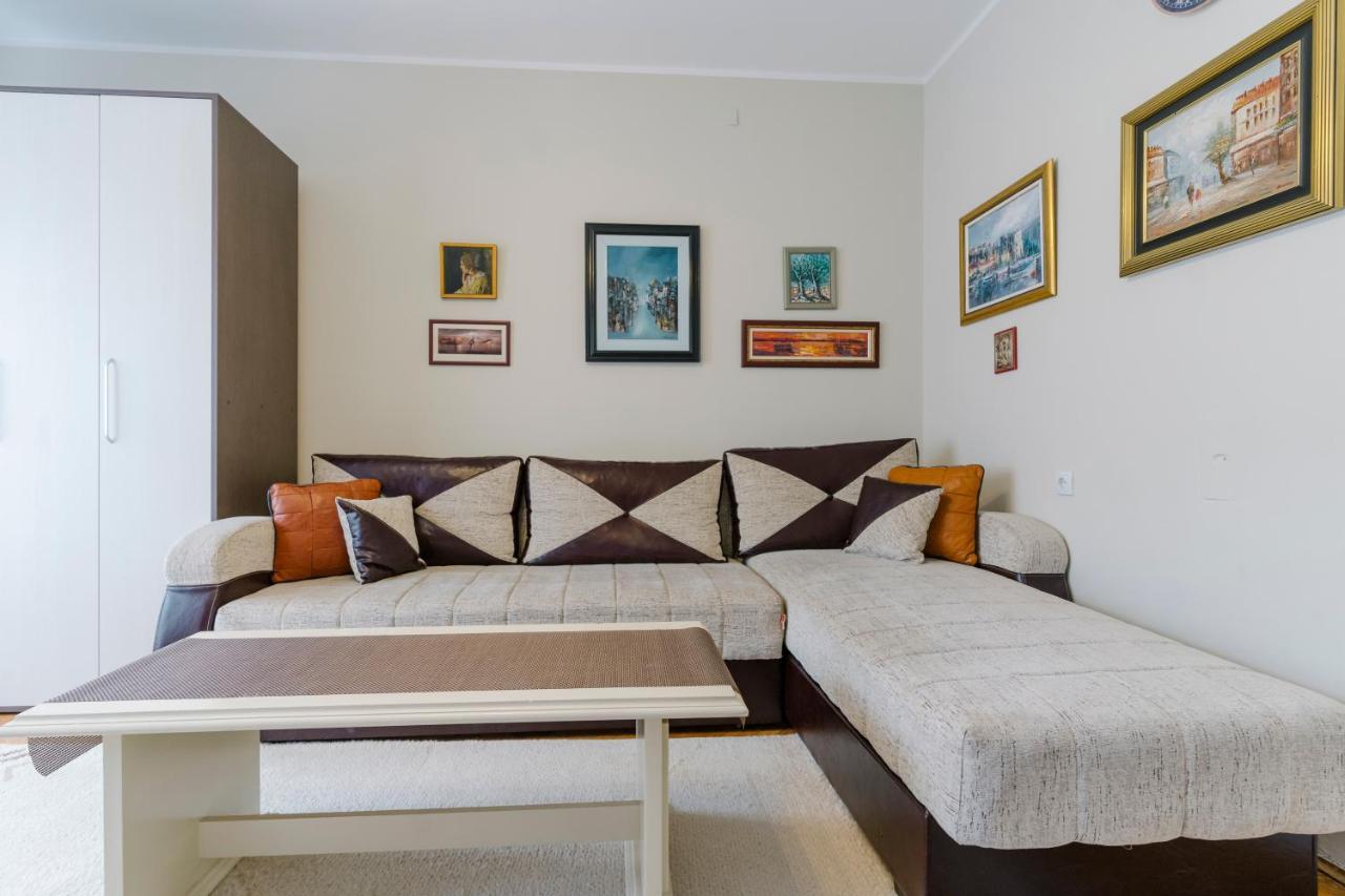 Nis Downtown Residence Екстер'єр фото