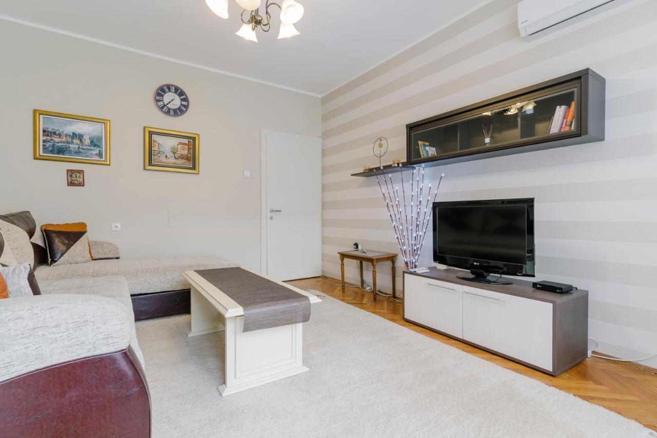 Nis Downtown Residence Екстер'єр фото